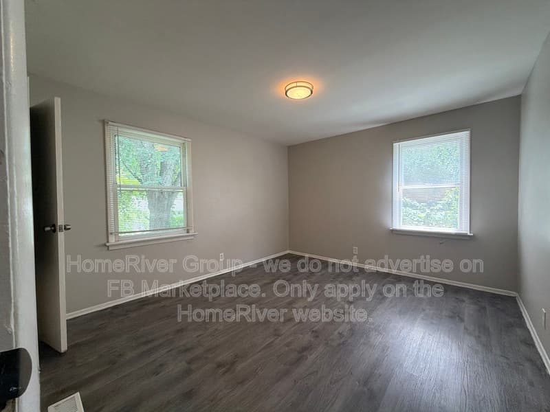 Saint Louis House: 10116 Cloverdale Dr