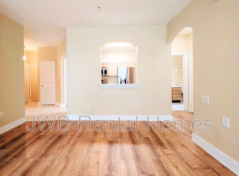 Jacksonville Condo: 10550 Baymeadows Rd #322
