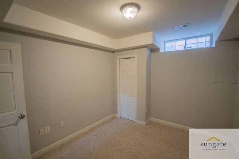 Baltimore Townhome: 11 N Streeper St