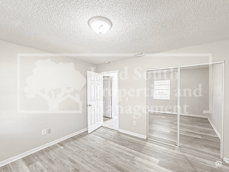 Auburndale House: 1222 Taylor Street