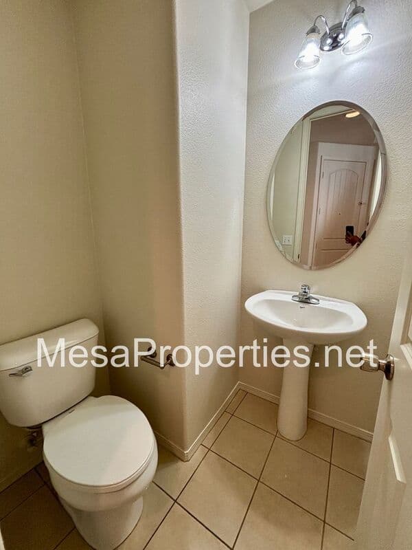 Rancho Cucamonga Townhome: 7161 East Avenue