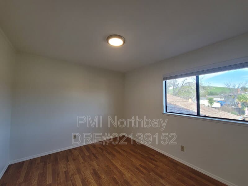 Fairfield House: 3552 Larchmont Court