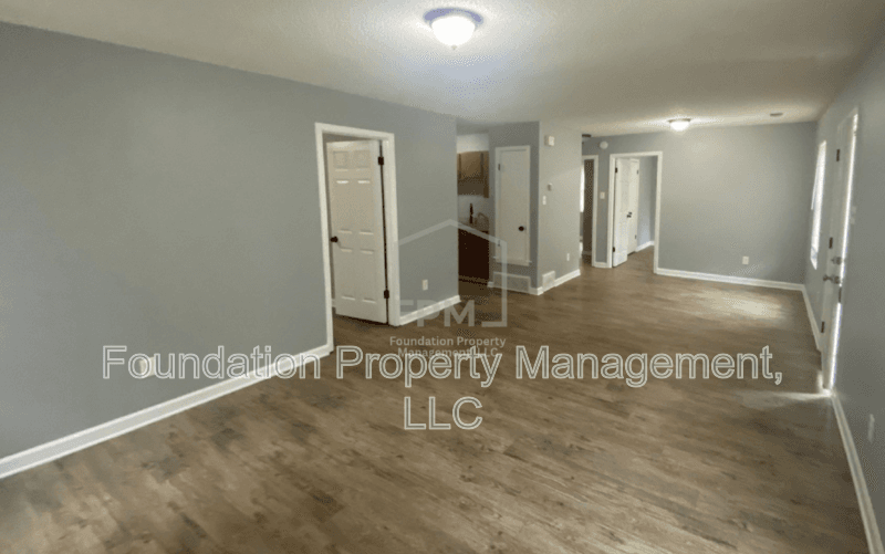 Memphis House: 2605 Whitman Avenue