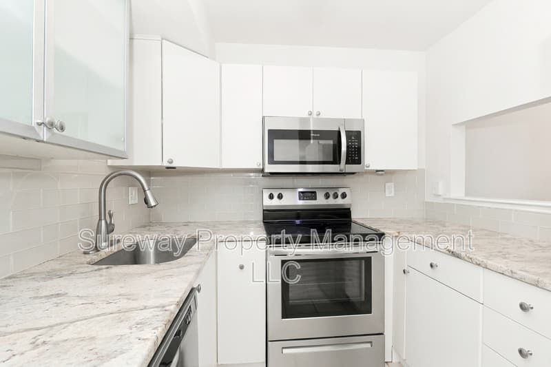 Cherry Hill Condo: 502 Barclay Walk