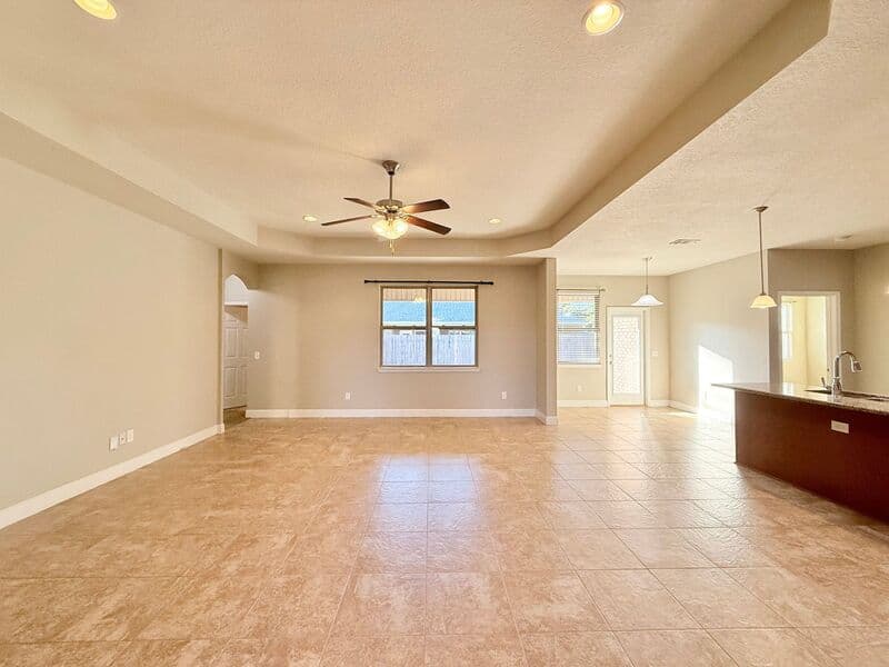 Milton House: 5355 Dalton Circle