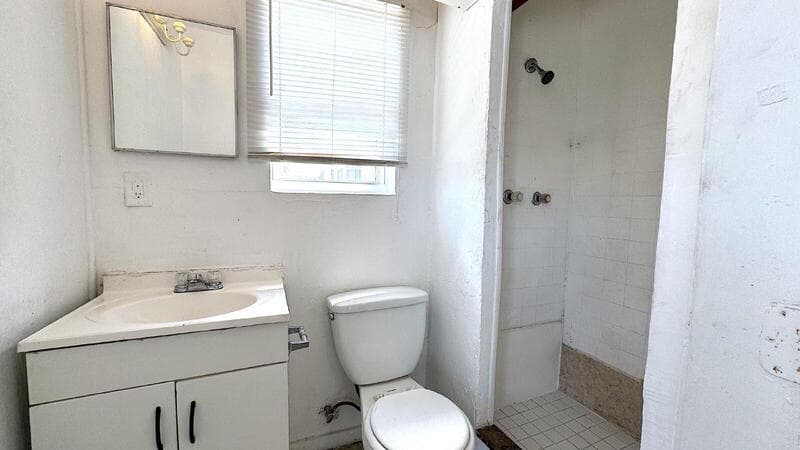 Daytona Beach Condo: 419-421 N Wild Olive Ave