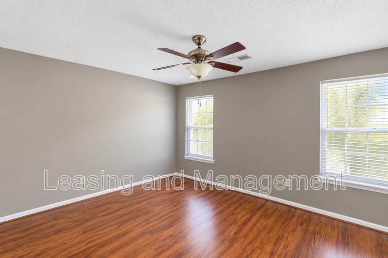 Charleston Townhome: 1423 Ashley River Road