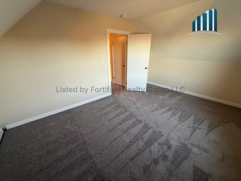 Fall River Condo: 56 Frederick St