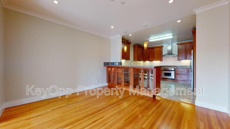 San Francisco Condo: 432 26th Avenue