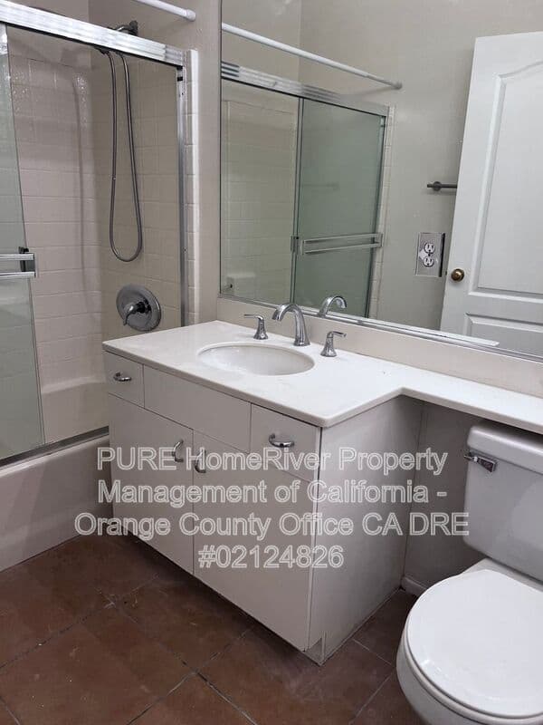 Rancho Santa Margarita House: 55 Montana Del Lago Dr