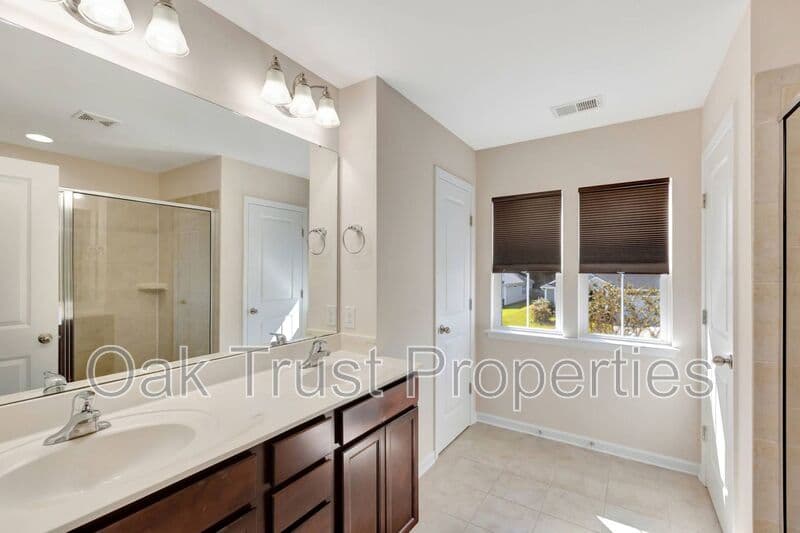 Goose Creek House: 105 Gavins Way