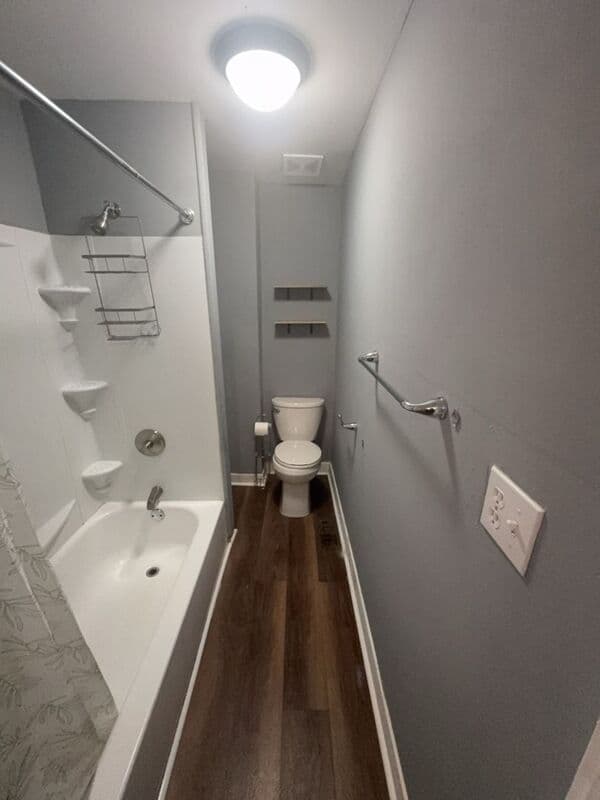Scranton Townhome: 1404-1412 Sanderson Ave