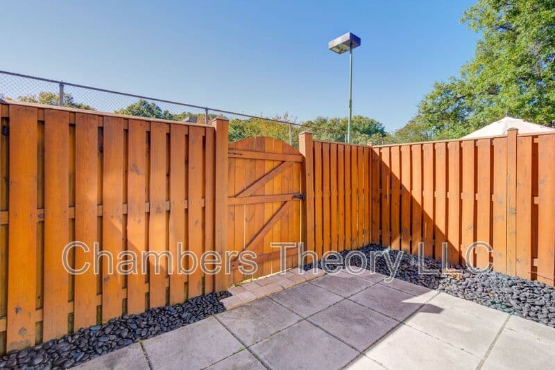 Arlington Condo: 2412 S. Walter Reed Dr