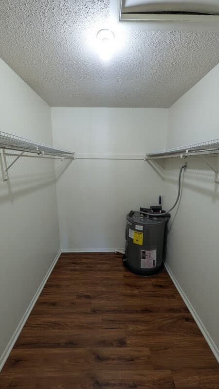 Sanford Condo: 700 E Airport Blvd