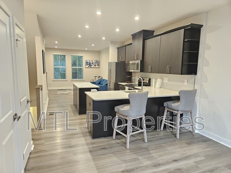 Charlotte Townhome: 3712 Ellington Street - 1