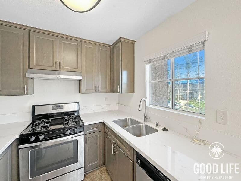 Imperial Beach Condo: 1070 Georgia St Unit A-Q