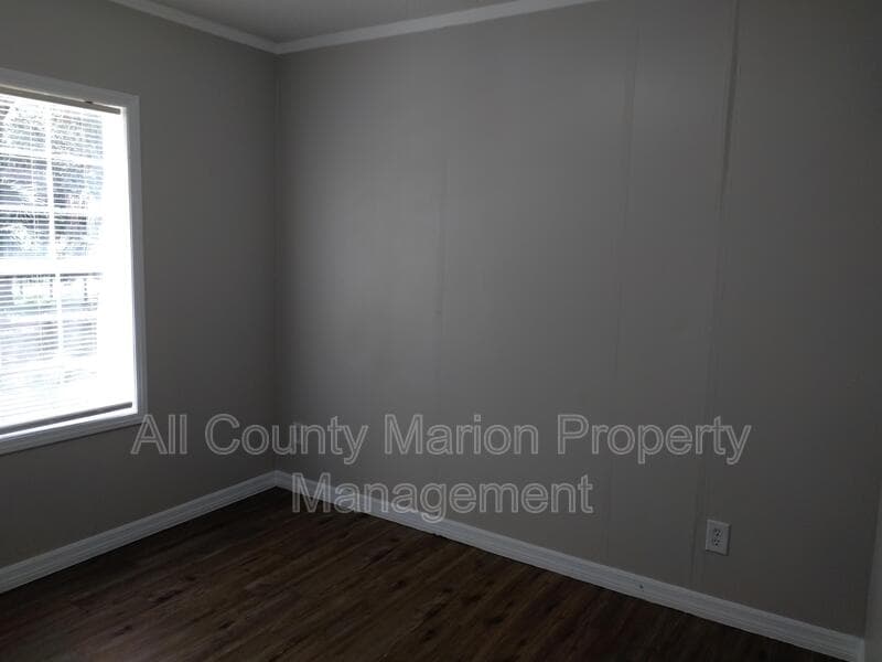 Summerfield House: 14411 SE 25th Ave