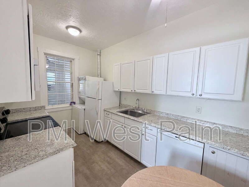 West Palm Beach Condo: 406 Northwood Road