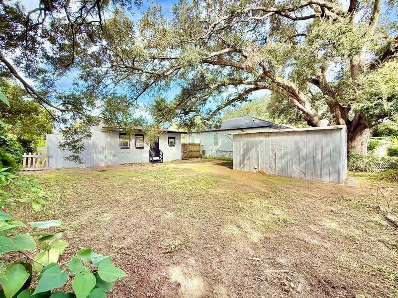 Tampa House: 8213 North Elmer Street