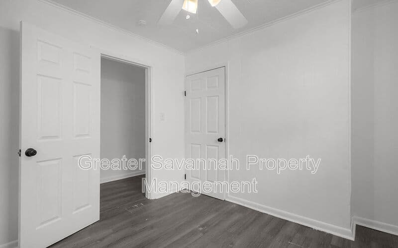 Savannah House: 612 West 42nd Street