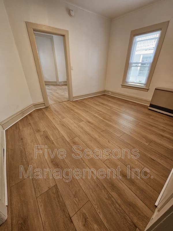 Burlington Condo: 206-208 North Champlain Street - 208