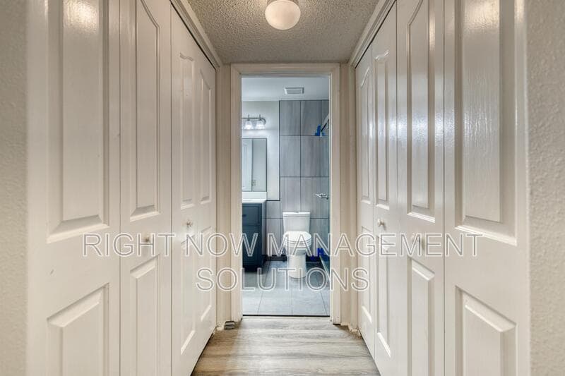 Boise House: 3713 South Gekeler LaneAPT
