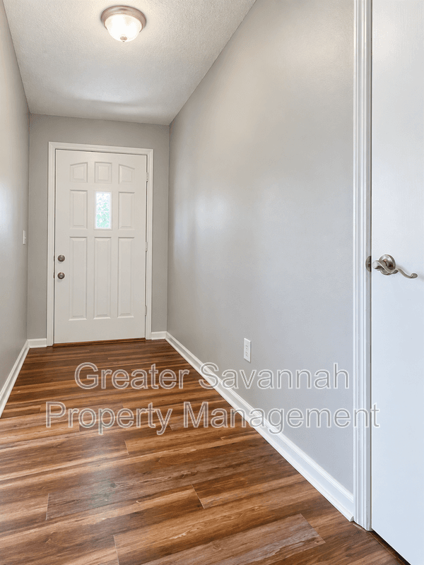 Hinesville House: 627 Georgia Avenue