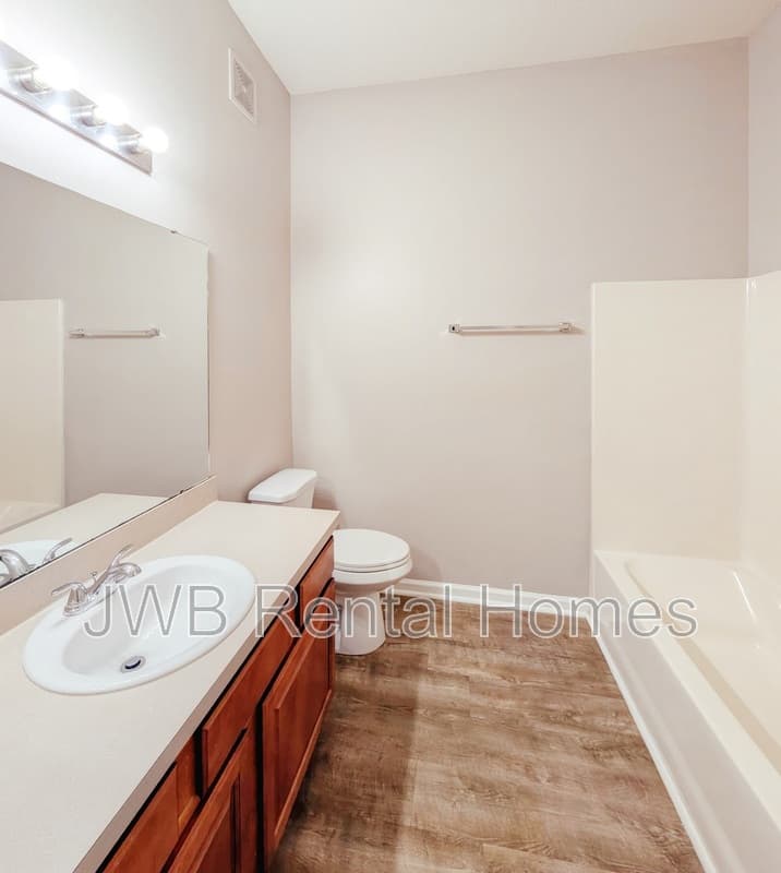 Jacksonville Condo: 5051 Playpen Dr #5-7