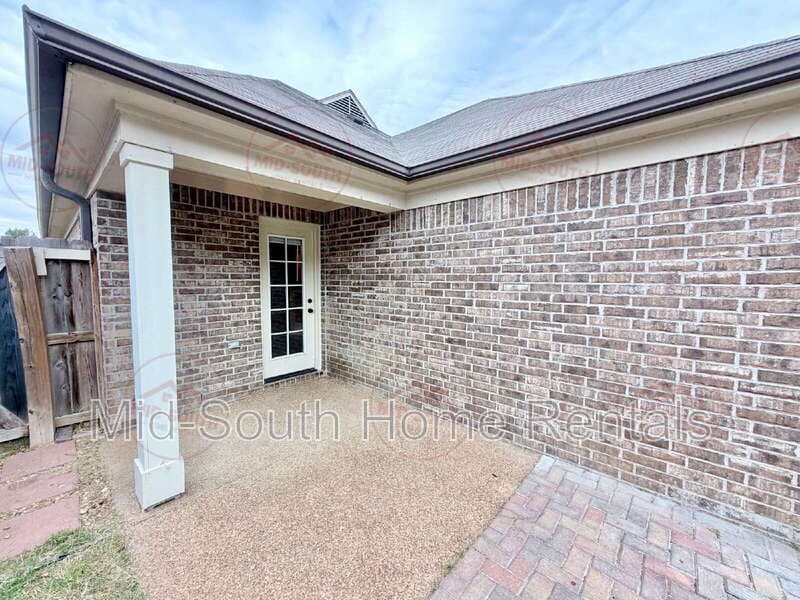 Cordova House: 9421 Darren Circle South