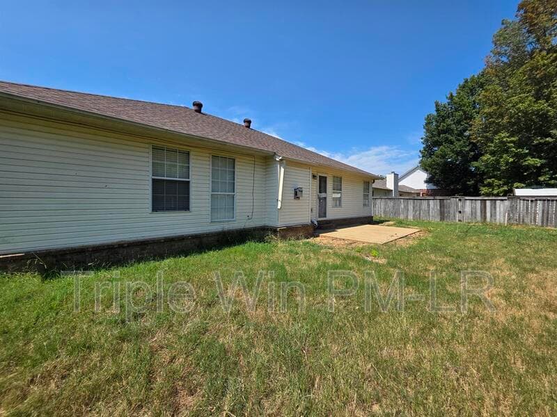 Cabot House: 26 Stonewood Drive