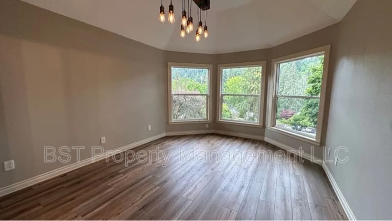 West Linn House: 25130 Rancho Lobo Court