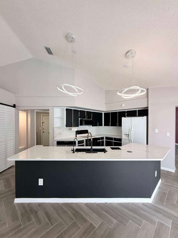 Spring Hill House: 1347 Overland Drive