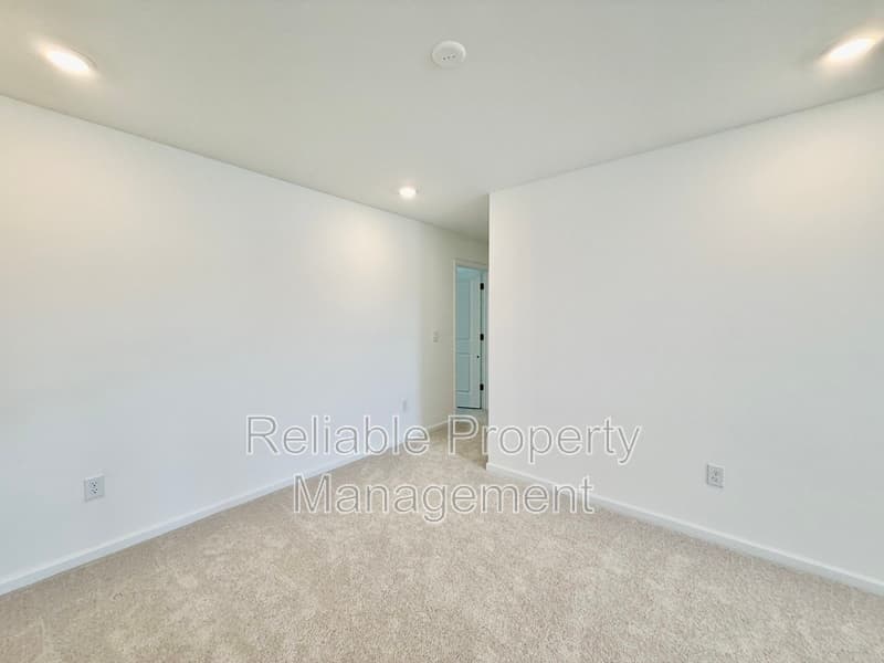 Lillington House: 354 Beachcomber