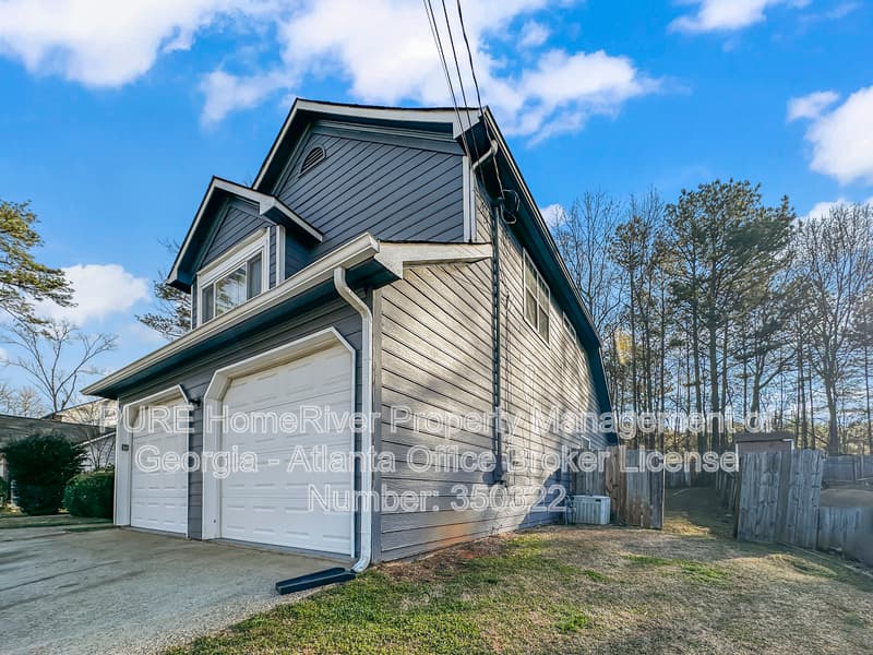 Rex House: 5724 Rex Mill Crk