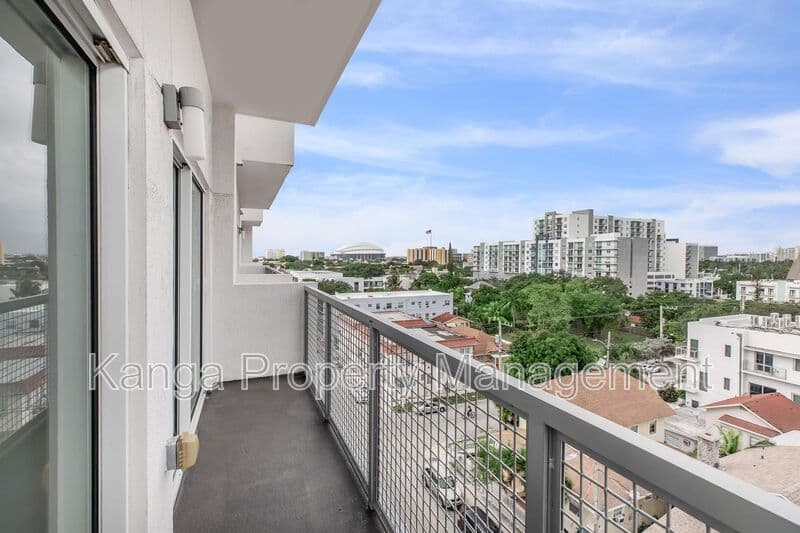 Miami Condo: 39 NW 7th Ave