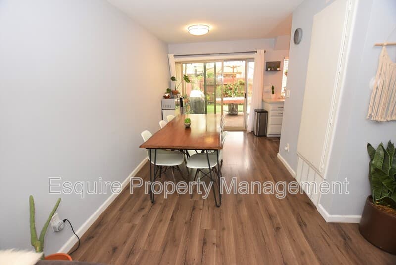 VENTURA House: 1127 IBEX SQUARE