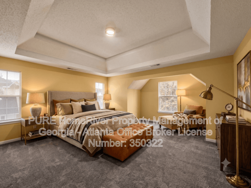 Jonesboro House: 10761 Tara Village Way