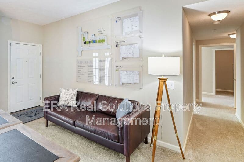 Columbus Condo: 1581-208 Gilmore Park Ave