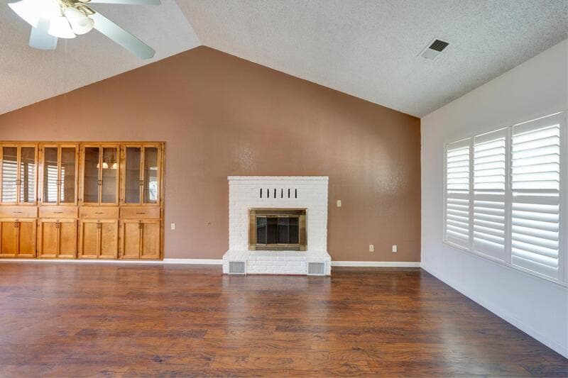 Merced House: 2768 Saratoga Avenue