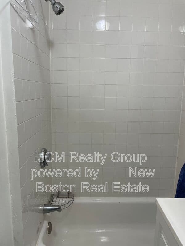 Chelsea Condo: 746 Broadway