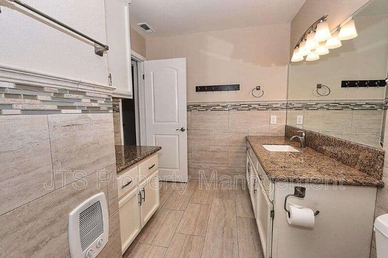 Gold River House: 2173 Roaring Camp Drive