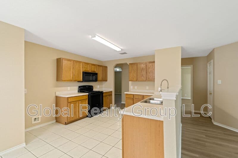 New Braunfels House: 2059 Dragon Trl