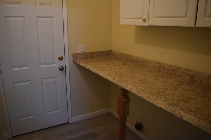 Stockton House: 4790 Winona Way