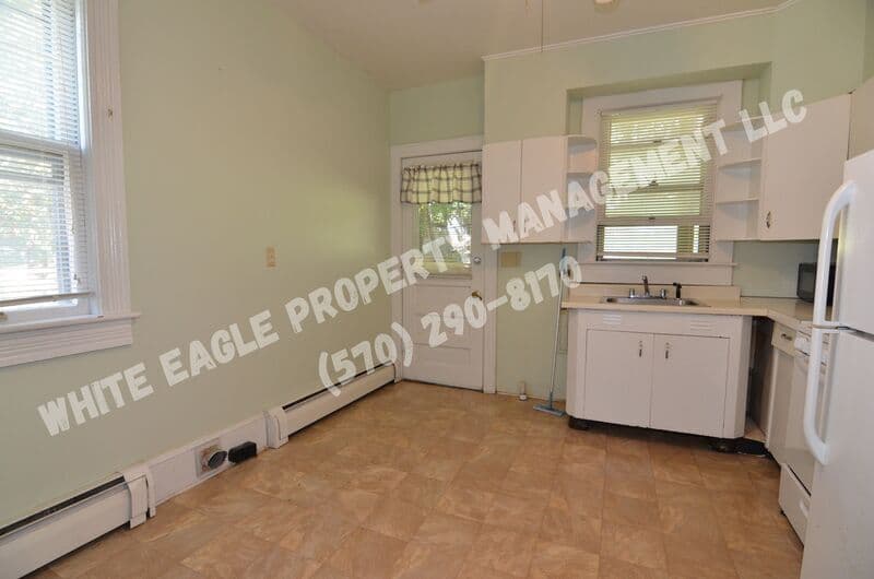Pittston Condo: 122 Broad St