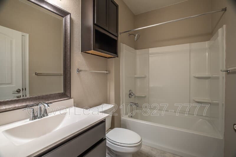 Converse House: 8329 Kinclaven Ct
