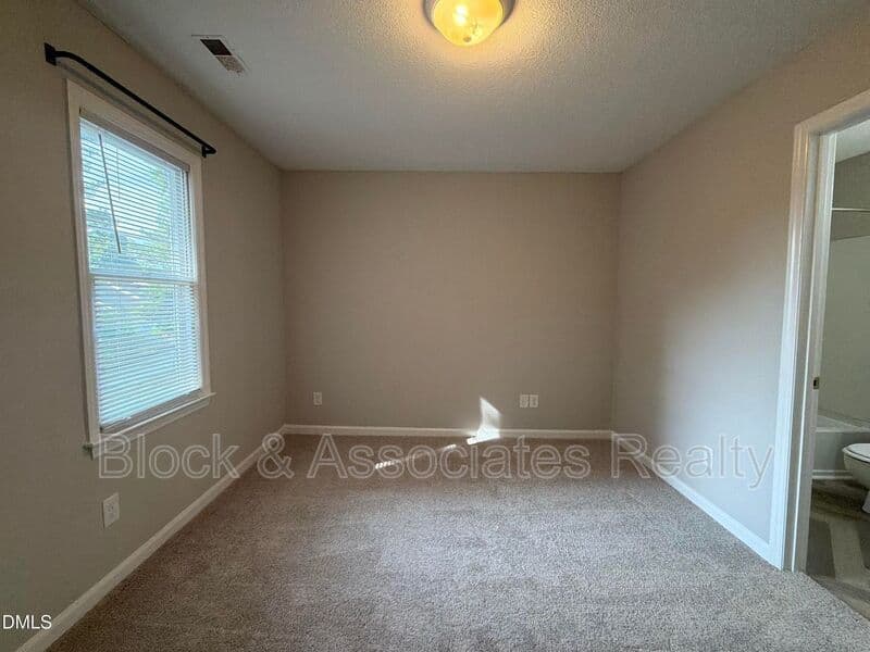 Raleigh House: 6221 Tributary Drive
