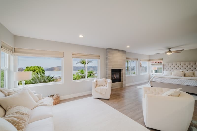 Carlsbad House: 7528 Navigator Circle