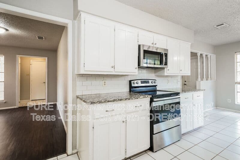 North Richland Hills House: 7232 Timberidge Drive