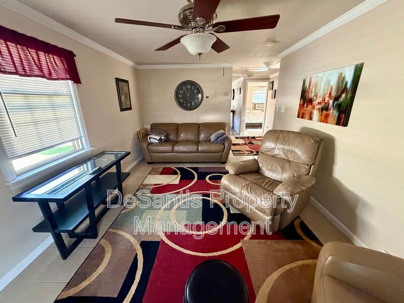 Pittsburgh Condo: 7408 Yale Avenue