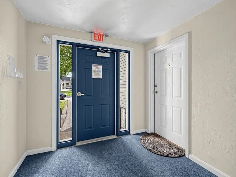 Taunton Condo: 144 Hart St
